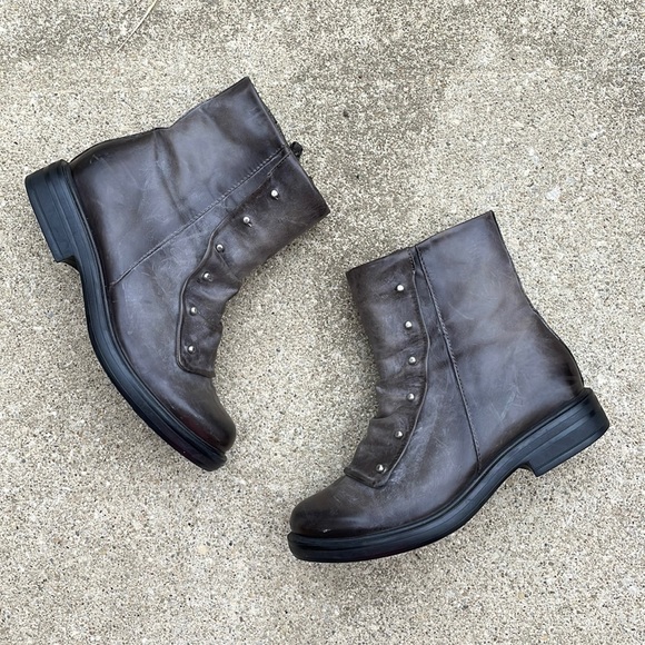 Miz Mooz Brown Combat Boots - Picture 1 of 11
